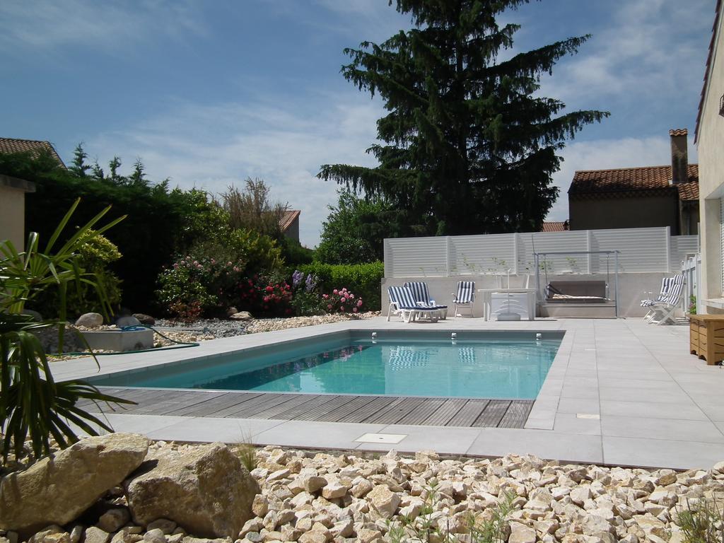 Les Lauriers Roses Hotel Bourg-les-Valence Exterior photo